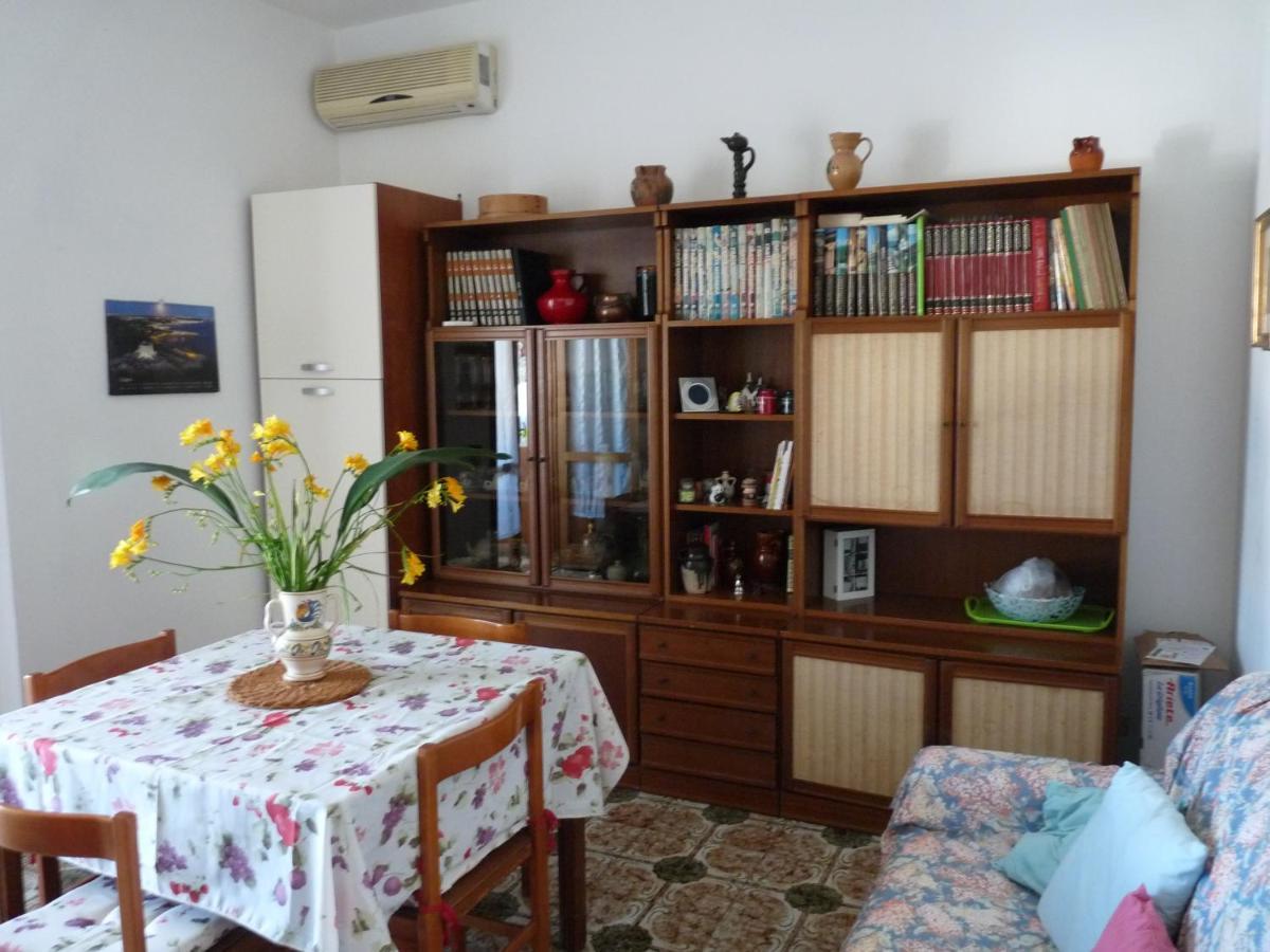 Casa Donna Gilda Apartment เลชเช ภายนอก รูปภาพ